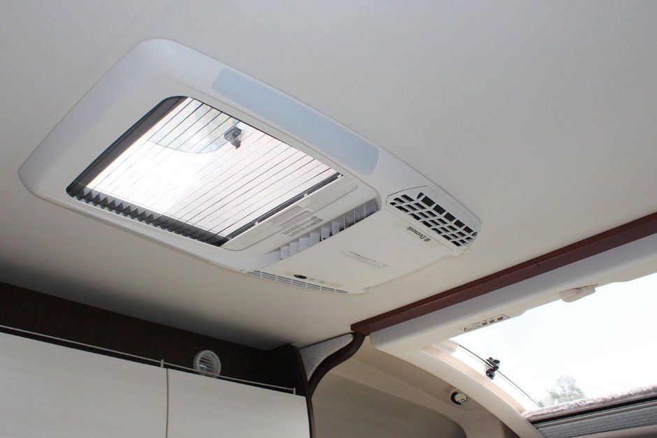 Aires acondicionados 220V y 12V para autocaravanas, caravanas y campers en Girona