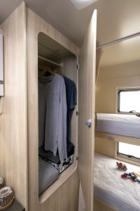 05_430_dormitorio_vista_2.jpg