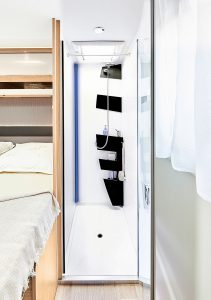 05_mc700_ducha.jpg