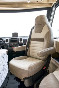 06_937_conduccion_silla.jpg