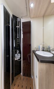 08_435_ducha.jpg