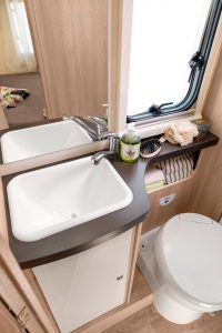 18_330_wc_ducha_vista.jpg